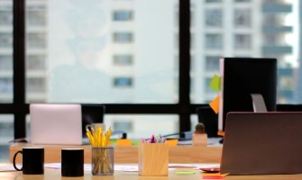 Ofis Alanınızı Verimli Kullanmanızı Sağlayacak Çalışma Masası Tasarımları