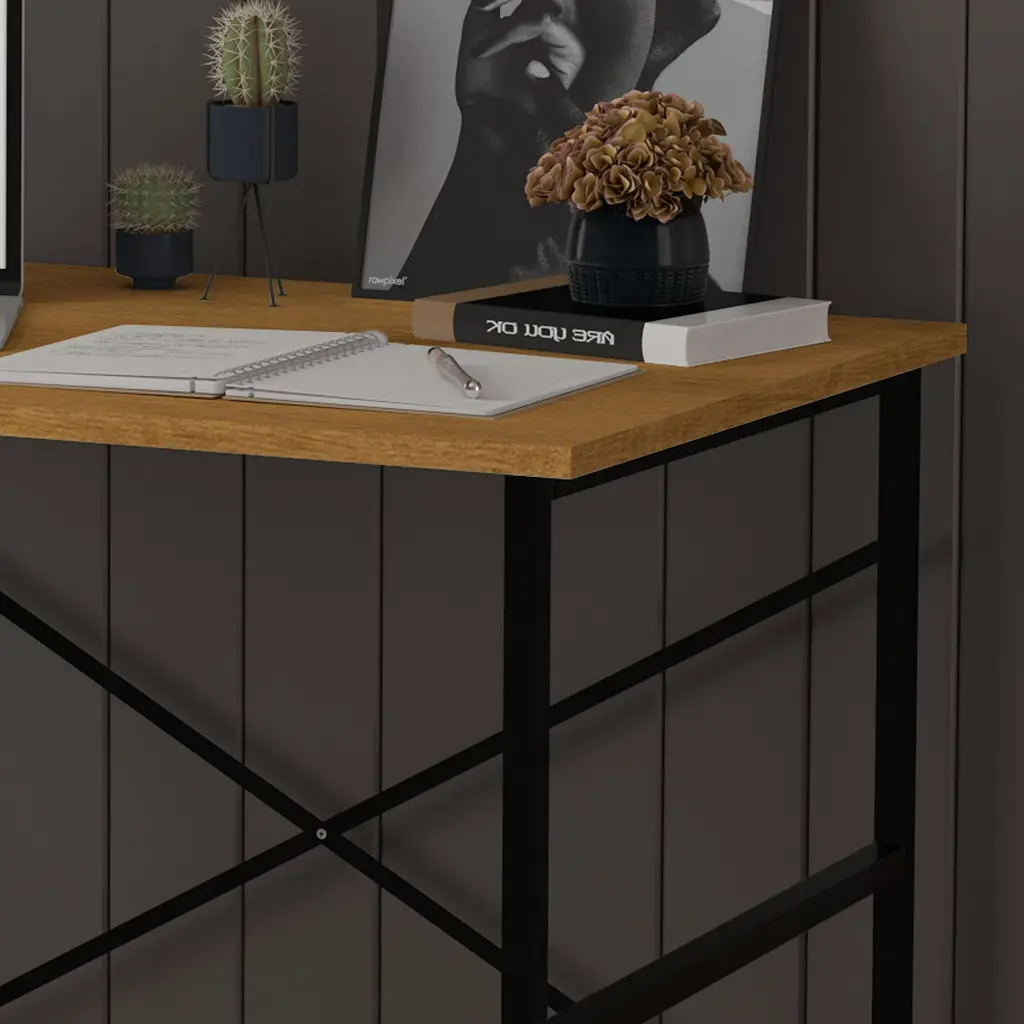 Çalışma Masası Metal Ayaklı Sade 90x60 cm METALCM02