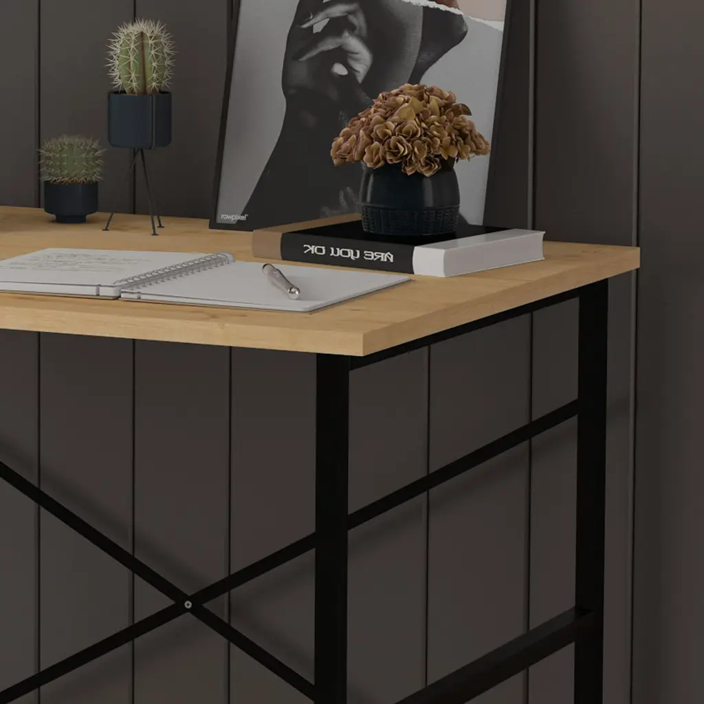 Çalışma Masası Metal Ayaklı Sade 90x60 cm METALCM02